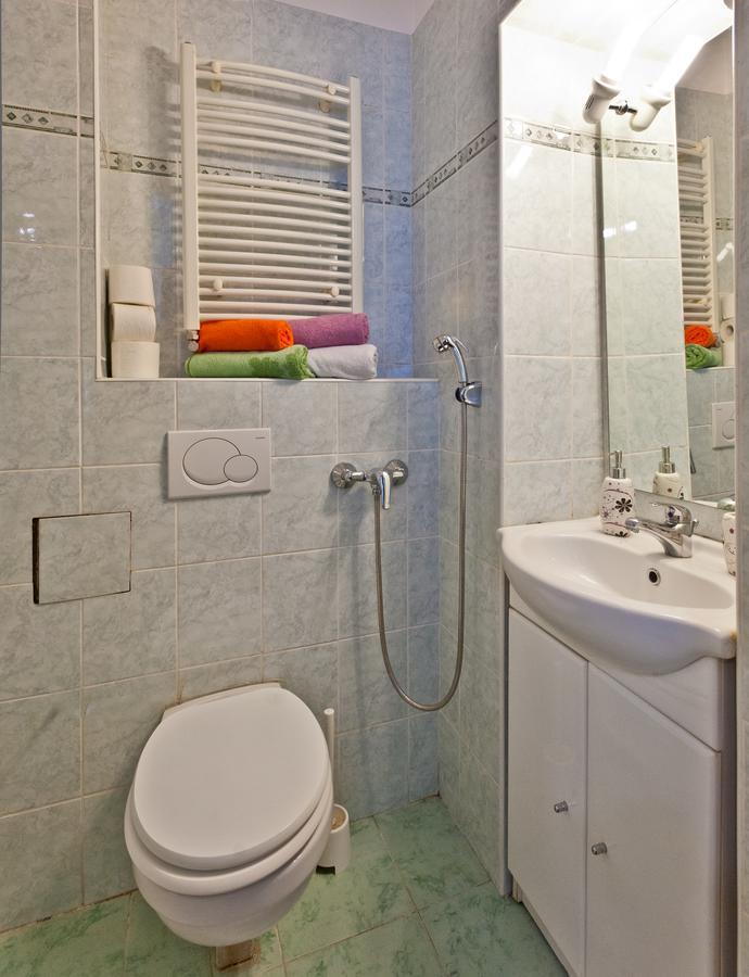 Capital Center Apartments Uelloi Budapest Bagian luar foto